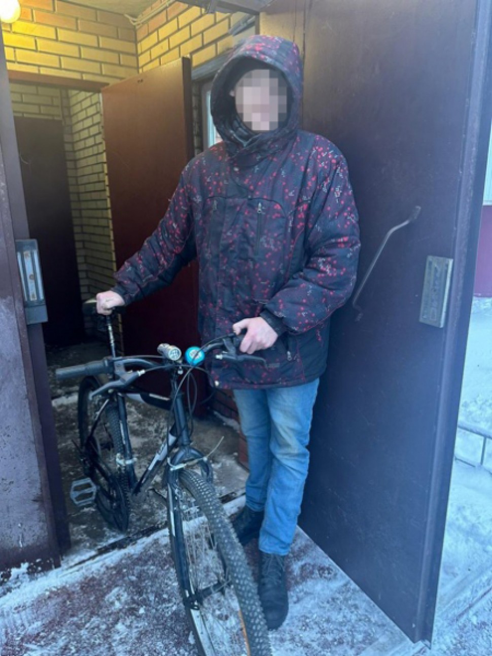 Полицейские Архангельска поймали любителя чужих велосипедов